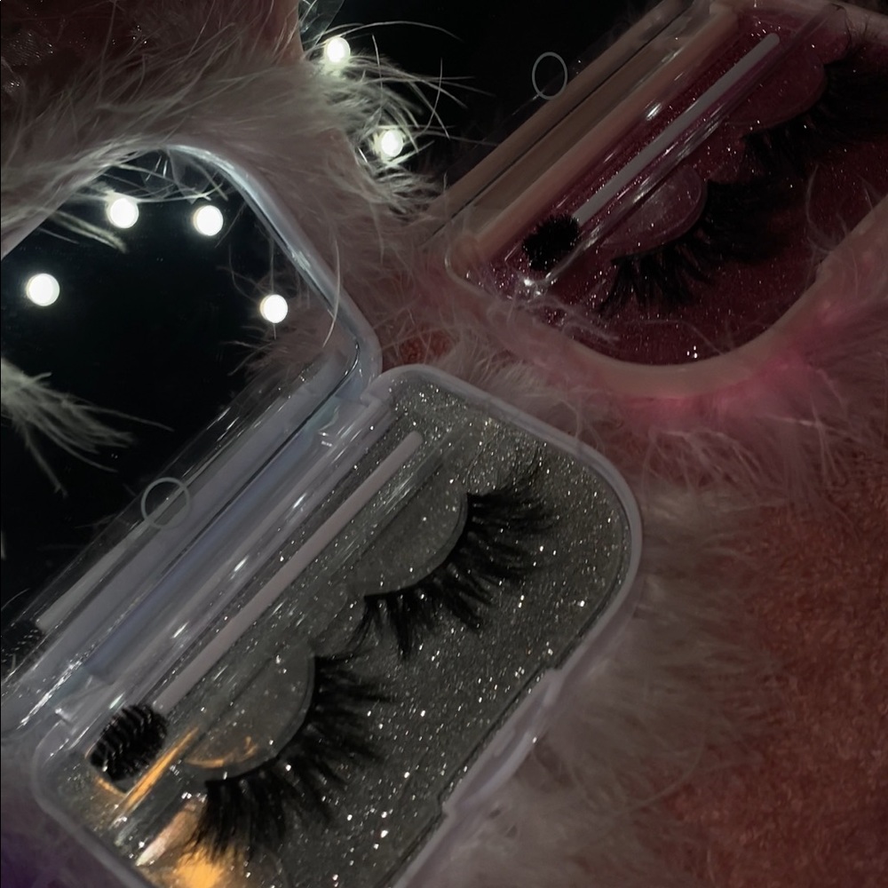 Eyelashes